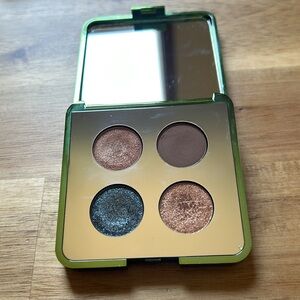 Chantecaille hummingbird eye quartet: warm eyeshadow palette